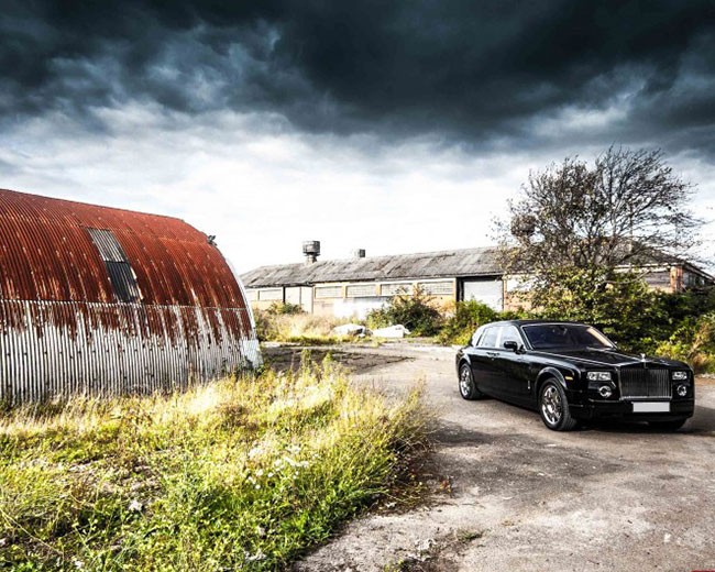 Modern Wedding Cars image 18